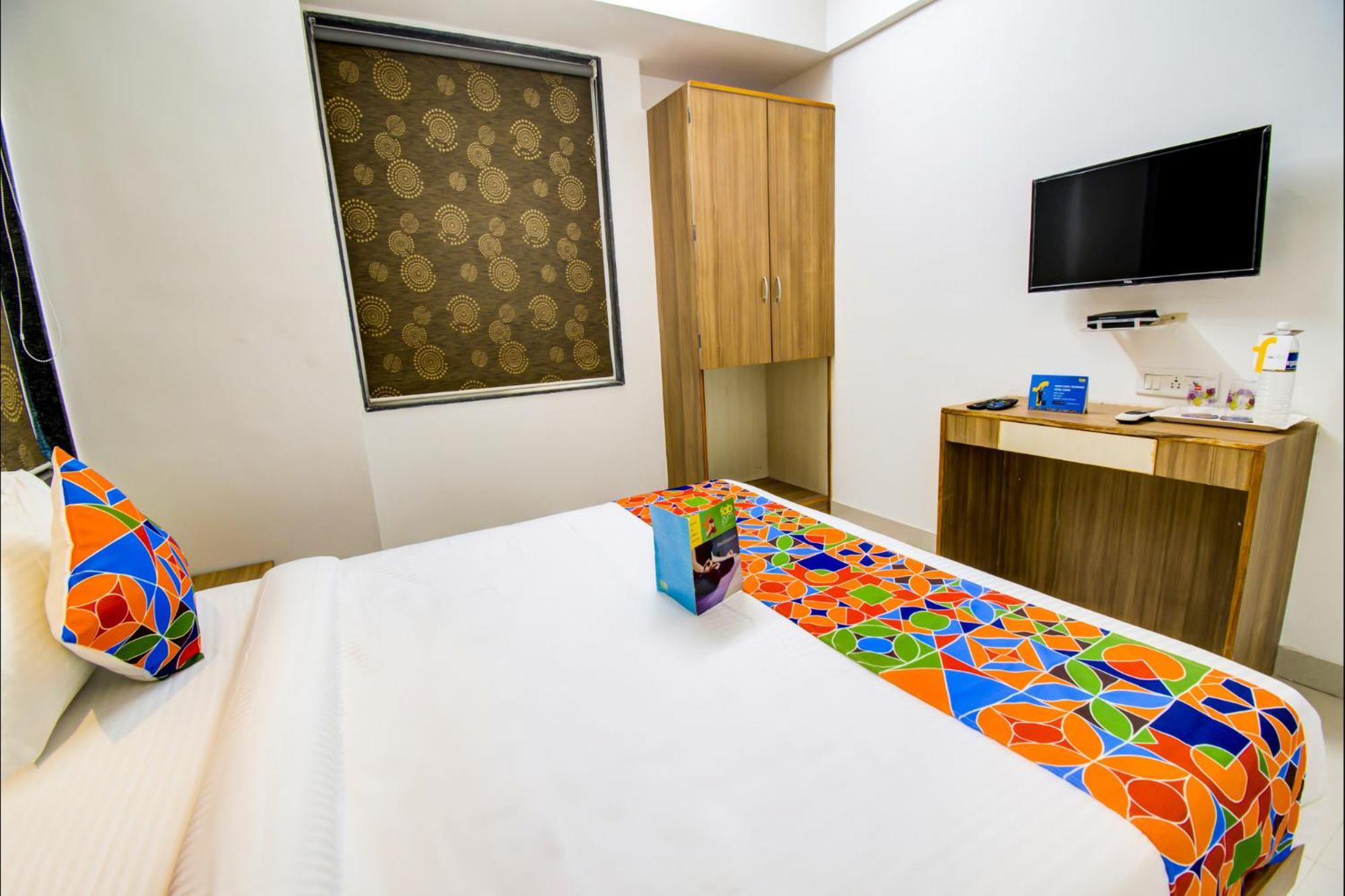 Fabexpress Marvel Bliss - Nr Trump Towers Pune Esterno foto